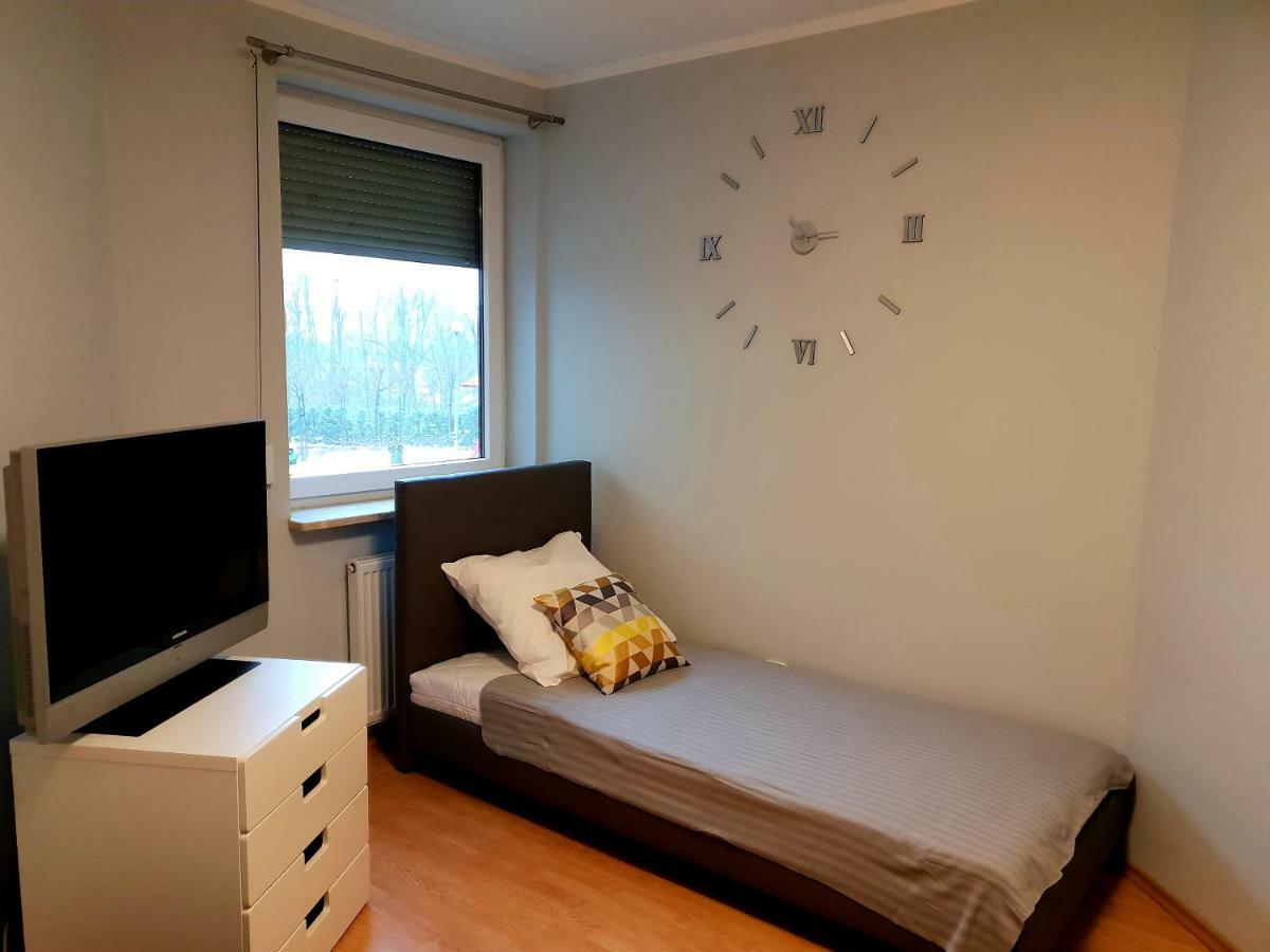 Apartament Szafir ジェロナ・グラ エクステリア 写真